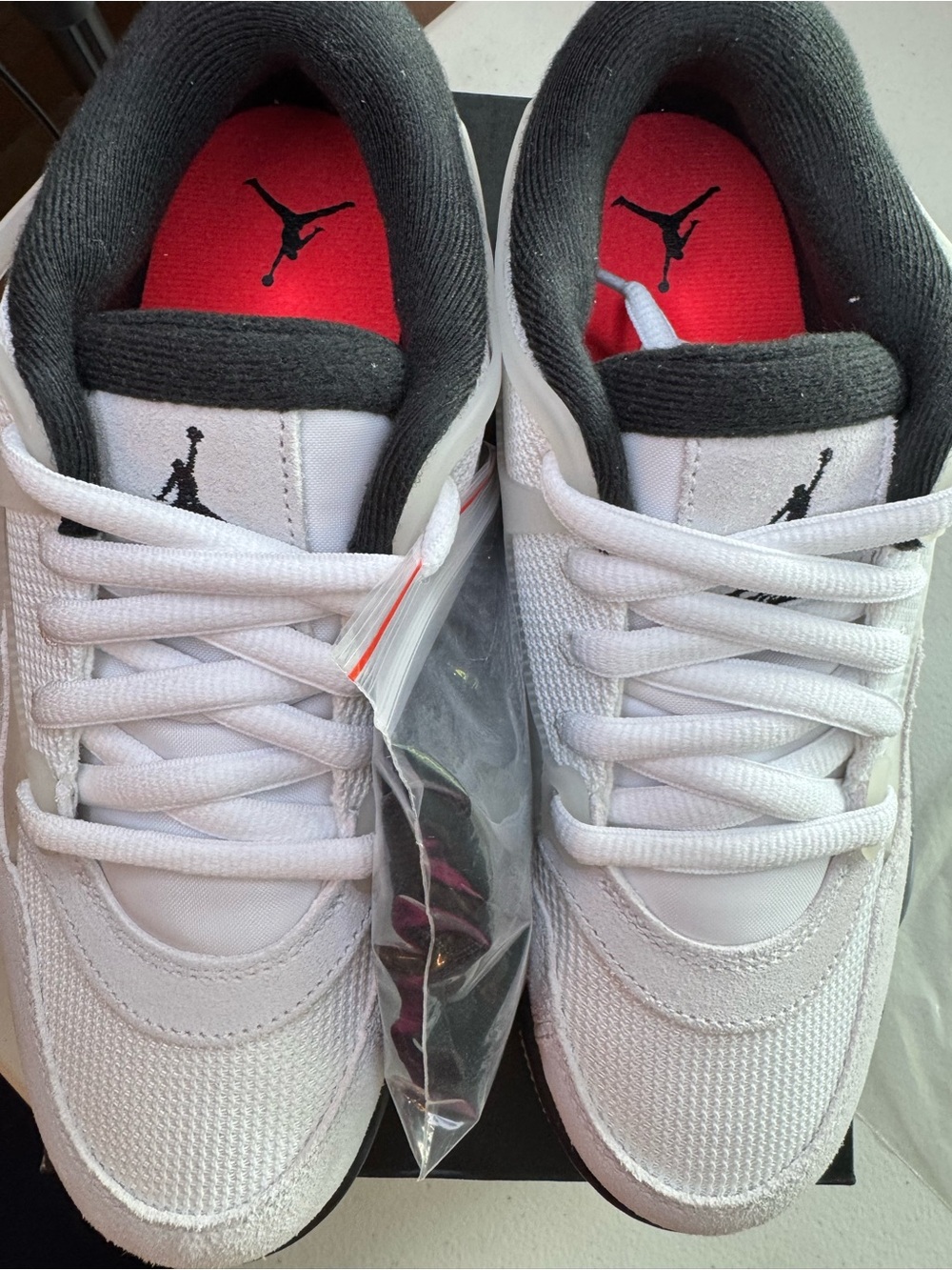 Jordan 4 RM White Light Smoke Grey Black (GS) - Picture 4 of 8